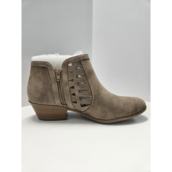 Camel low-rise stacked ankle bootie Women Size 10 Lasser Cut And Zip Up, Comfort - Picture 10 of 16